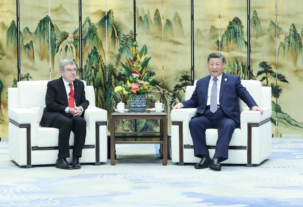 Xi says China ready to work with IOC to promote Olympic Movement