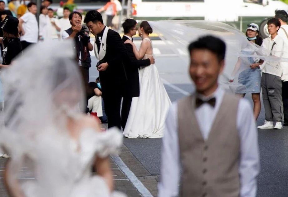 Decline in number of marriages in China increases concerns about birth rate in 2024