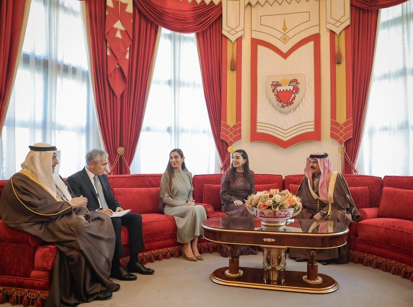 King of Bahrain receives Leyla Aliyeva and Arzu Aliyeva [PHOTOS]