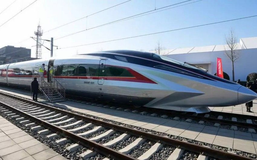 China begins testing CR450 bullet train, aiming for record speeds