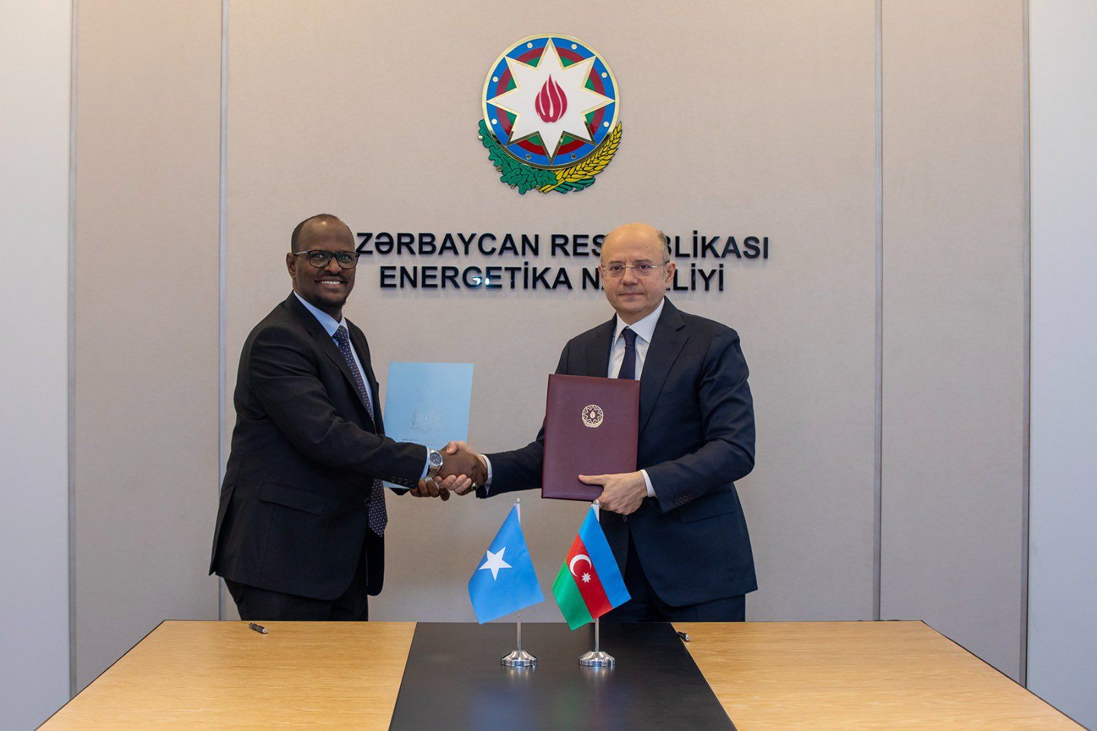 Azerbaijan and Somalia sign MoU on oil and gas cooperation