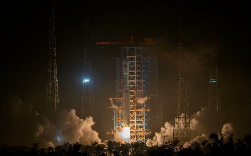 China successfully launches 18 polar orbiting communications satellites