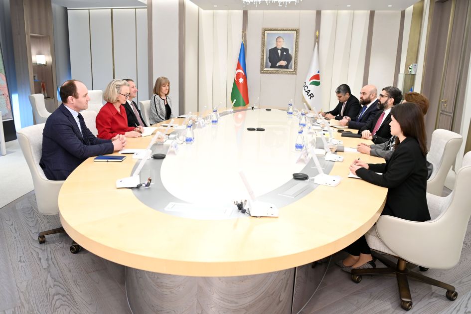 SOCAR President meets with ExxonMobil Corporation Vice President [PHOTOS]