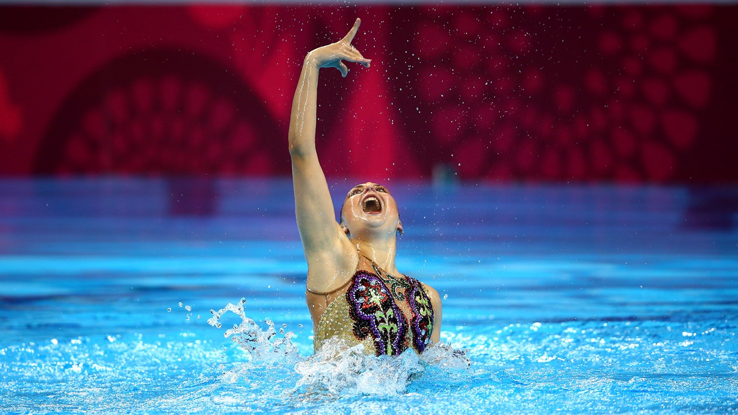 Russia continue winning ways in the pool