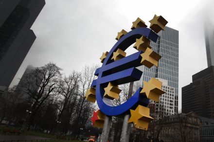 ECB Keeps Rates Unchanged As Investors Await QE Details