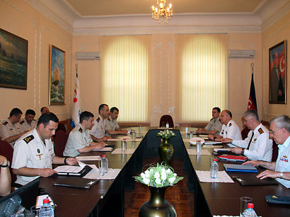 NATO experts, Azerbaijani navy officers meet in Baku