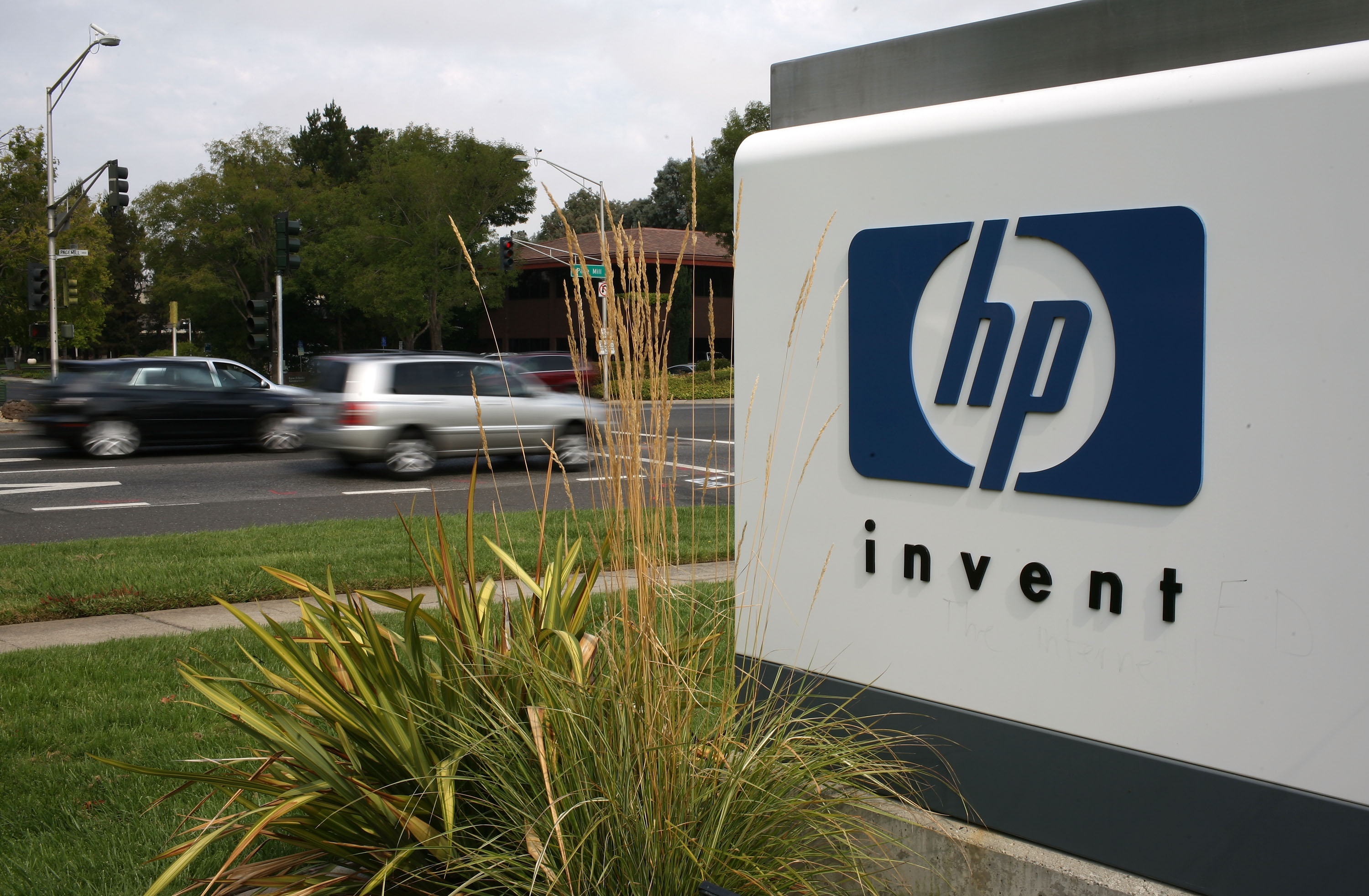 HP, investors revise autonomy claims accord in third try