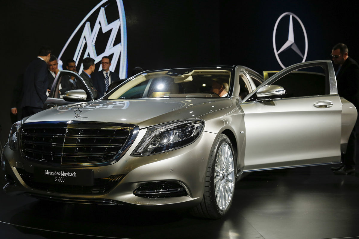 Mercedes Benz Prices New Maybach S Class Sedan At 134 100 Euros