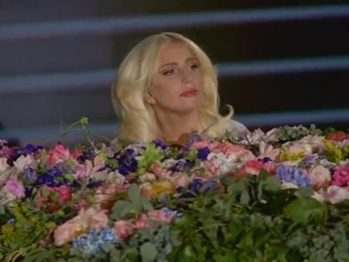 Lady Gaga performs legendary ‘Imagine’ at Baku 2015 Opening Ceremony