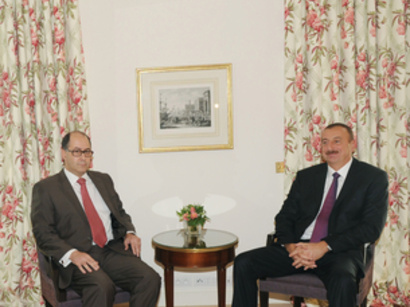 Azeri president meets Technip exec