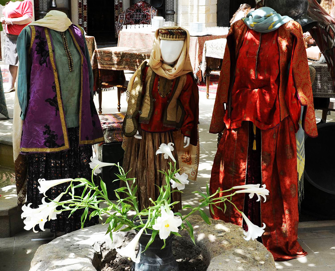 Don’t miss chance to familiarize with traditional Azerbaijani costumes